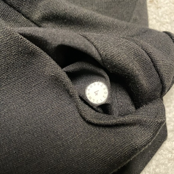 Lululemon Minimal Hoodie Womens 4 Black Full Zip Pockets Pockets Casual - Picture 4 of 7